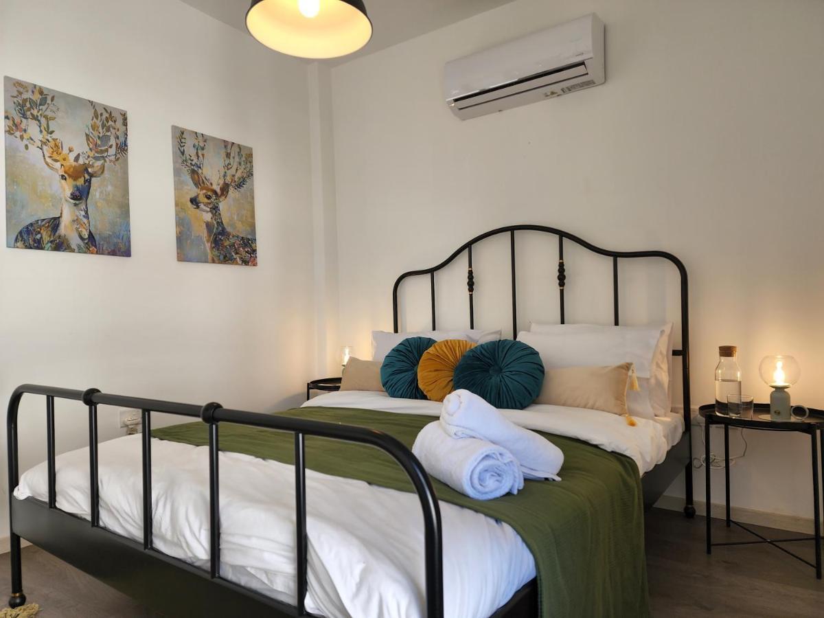Frida'S Cozy Two Bedroom Apt Larnaca Extérieur photo