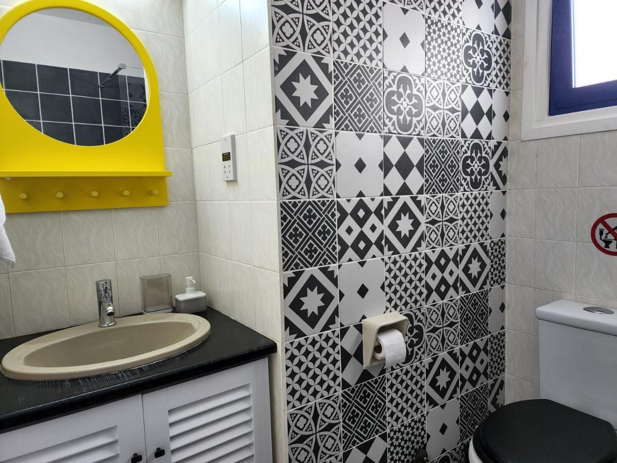 Frida'S Cozy Two Bedroom Apt Larnaca Extérieur photo